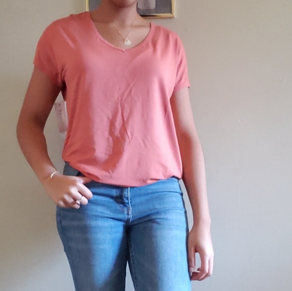 (87)NWT Philosophy Short Sleeve Top Size XS